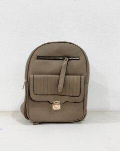 Mochila para dama tipo cuero